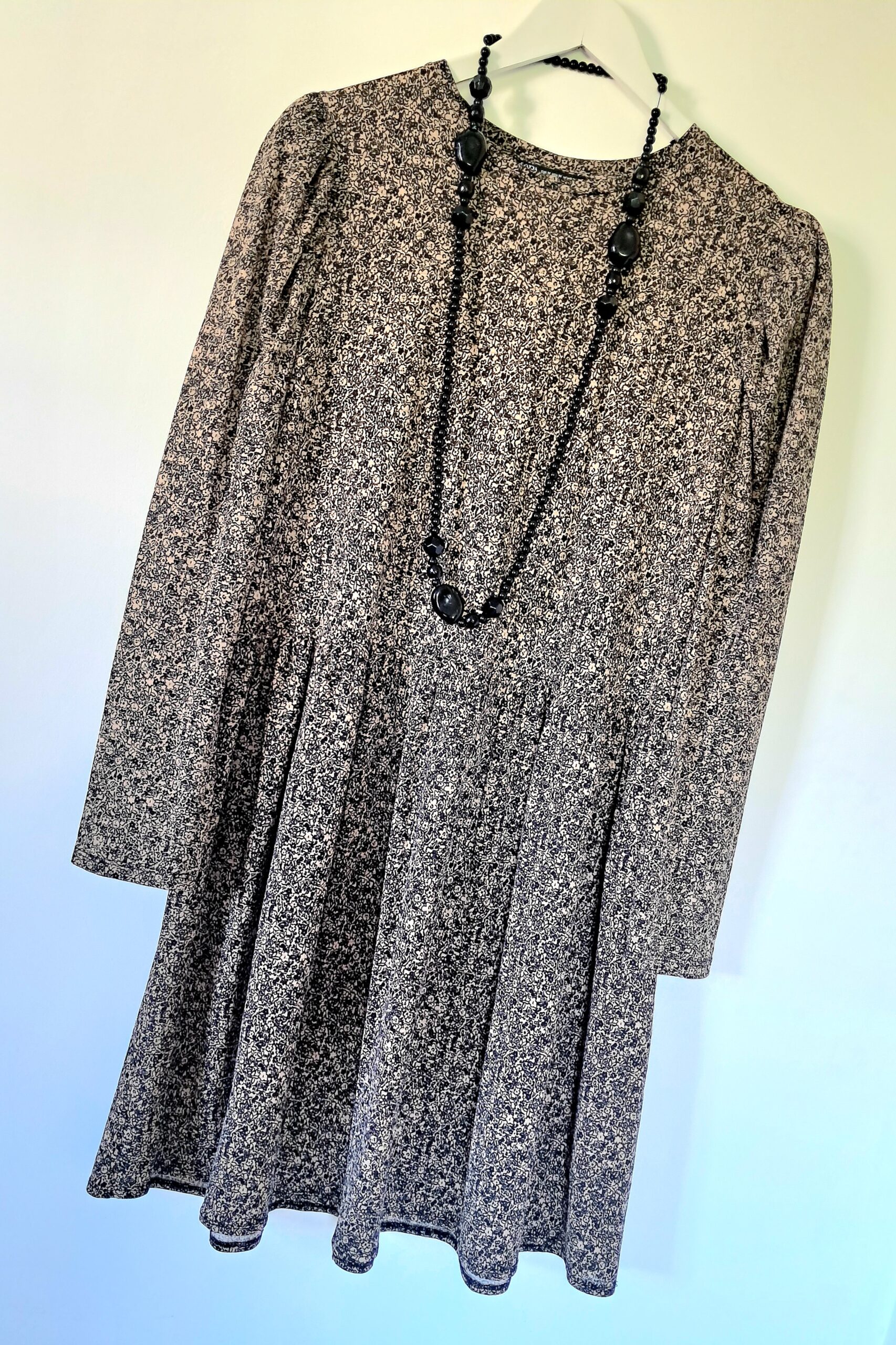 Adorable petite robe volantée – Image 2