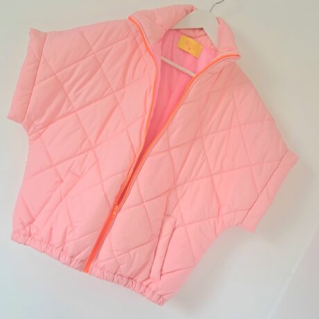 Sublime petite veste sans manches