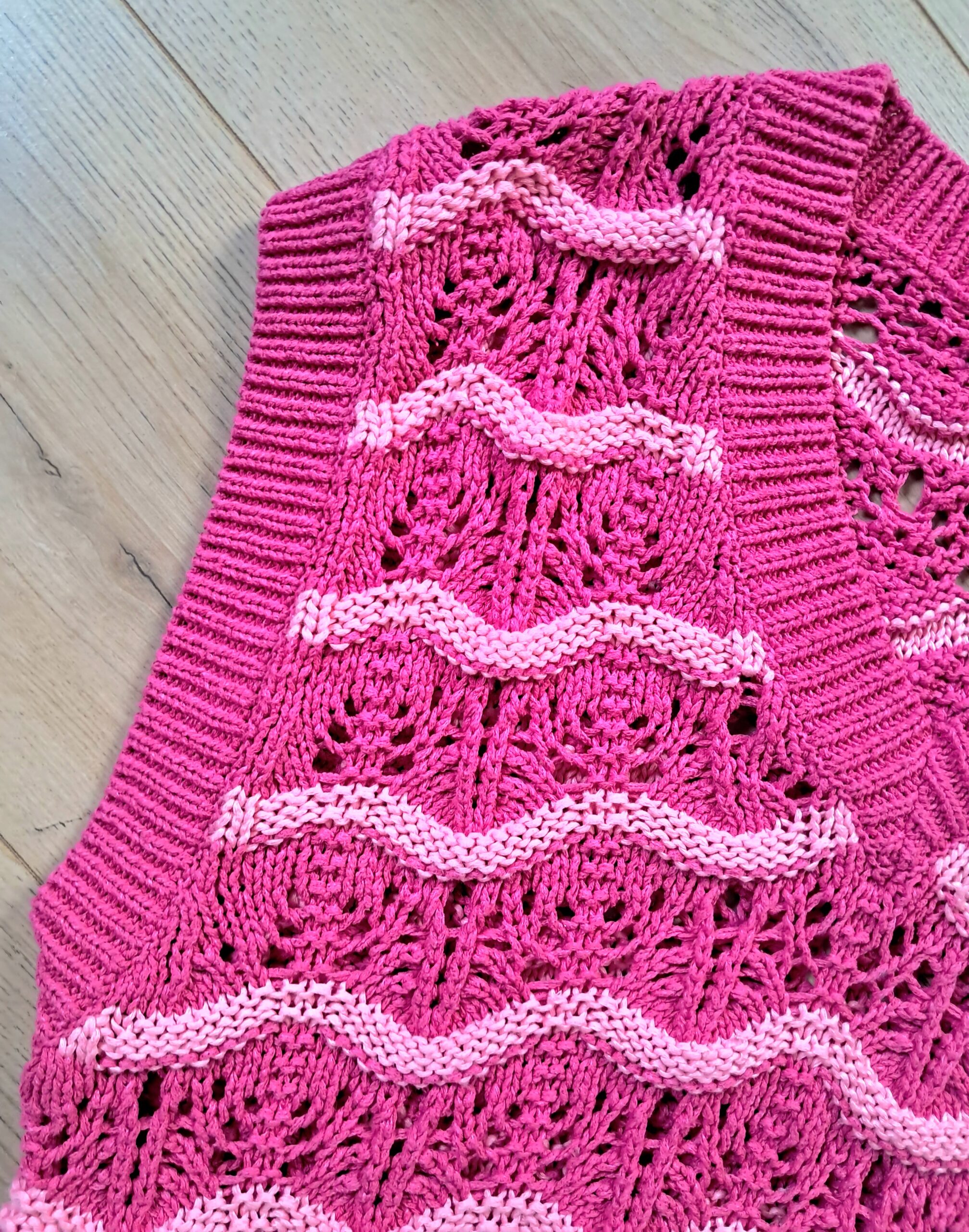 Pull sans manches en crochet - L – Image 4