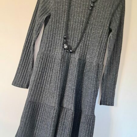 Jolie robe volantée -